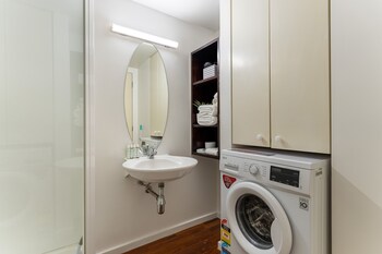 lovely urban studio plus loft off queen street