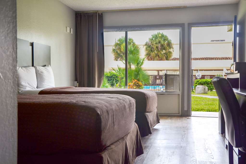 rodeway inn sun city center