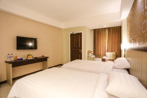 sylvia hotel premier kupang