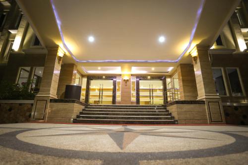 sylvia hotel premier kupang