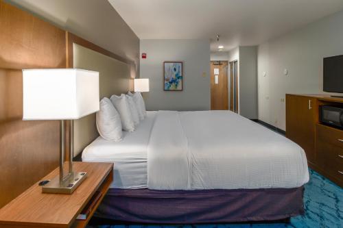 red lion hotel templins on the river