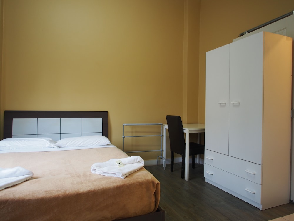 central private hotel