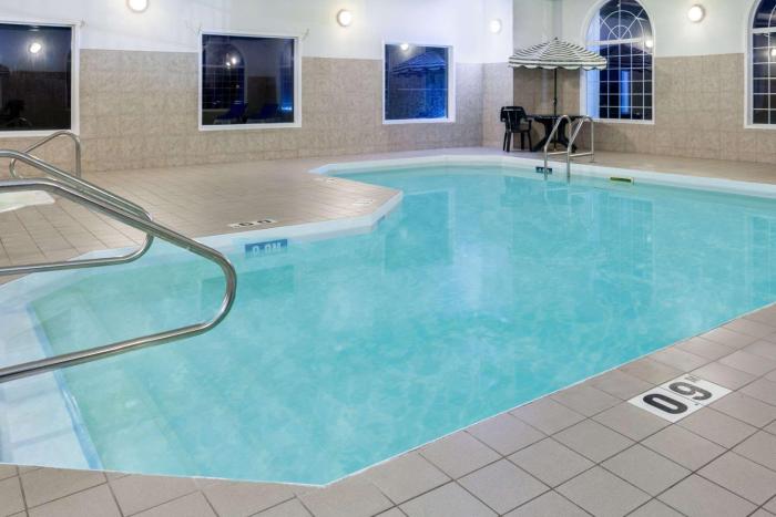 super 8 by wyndham morden