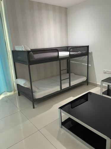 jb city desplanade shopping mall apartment