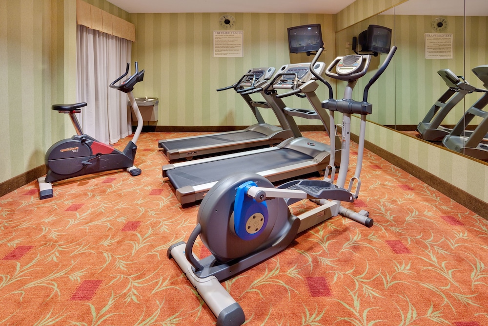 holiday inn express hotel and suites quakertown