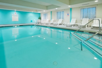 Holiday Inn Express Hotel & Suites Quakertown,Colmar>>Chalfont,3 star