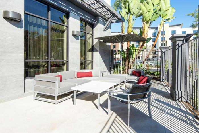 hilton garden inn irvine spectrum lake forest