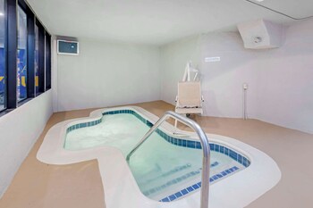 comfort inn and suites irvine spectrum