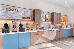 comfort inn and suites irvine spectrum