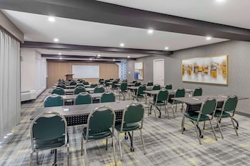 comfort inn and suites irvine spectrum