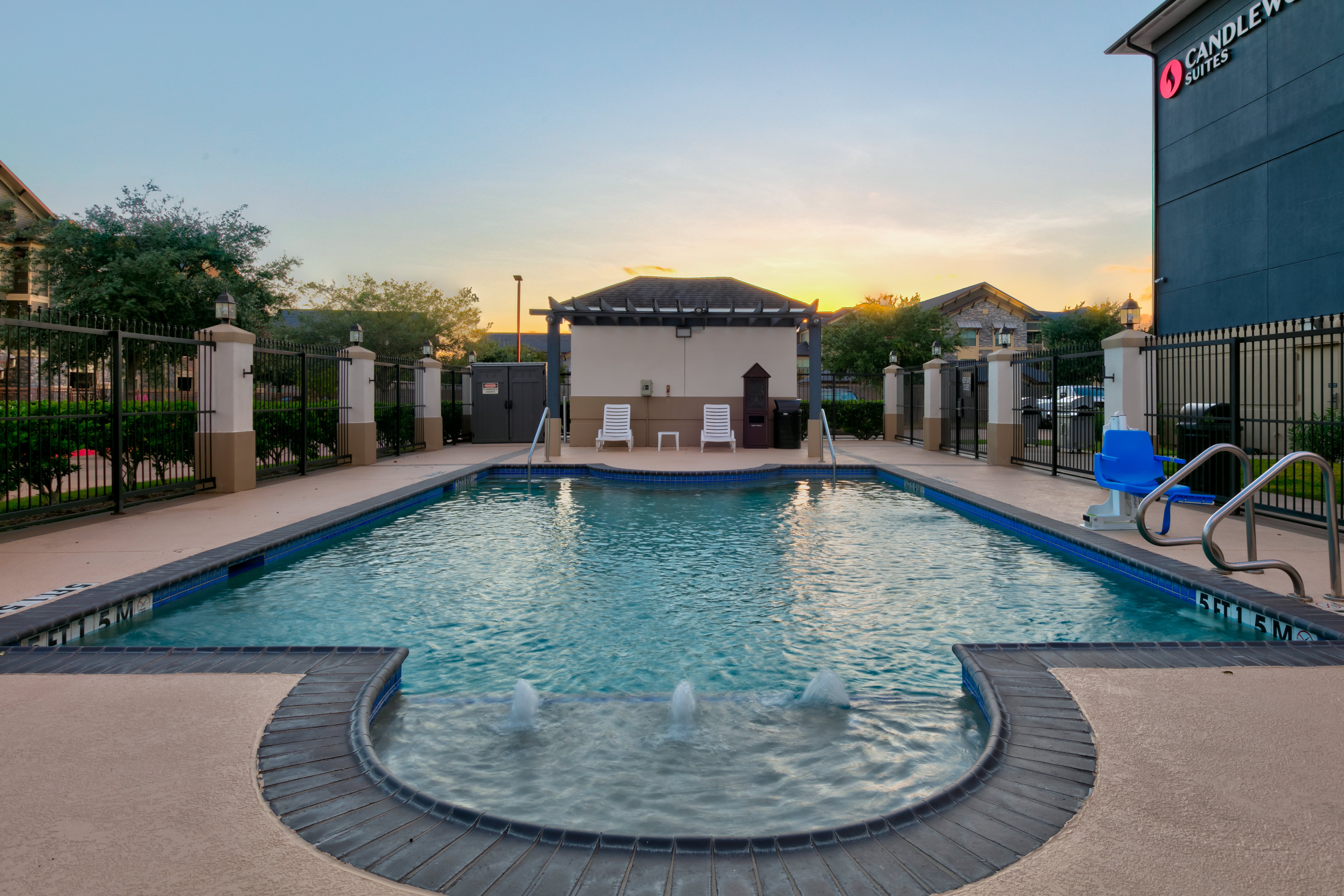 candlewood suites lake jackson clute by ihg
