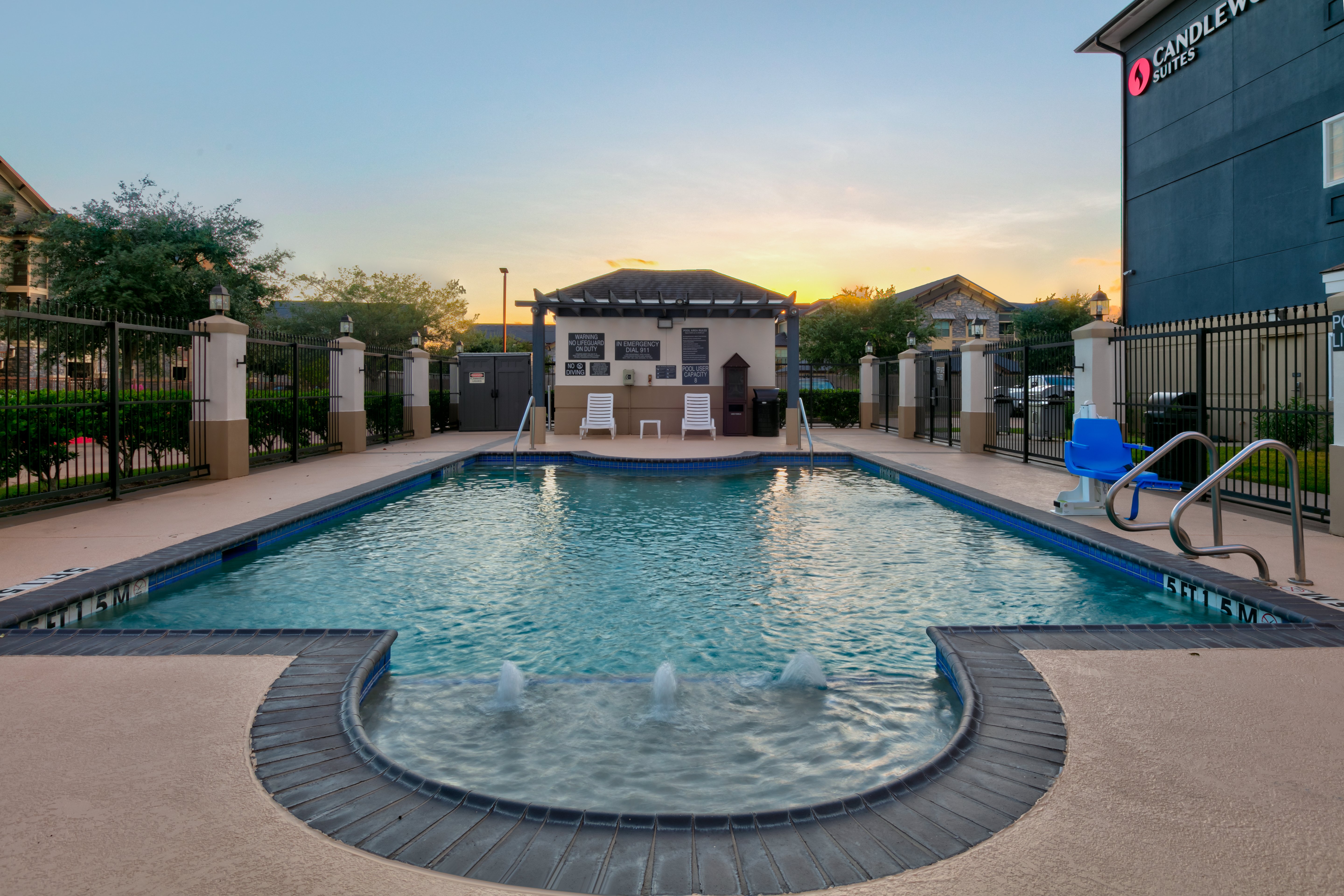candlewood suites lake jackson clute by ihg