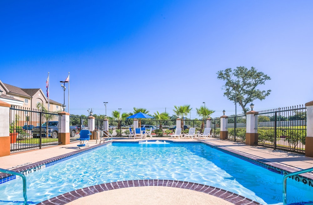 candlewood suites lake jackson clute by ihg