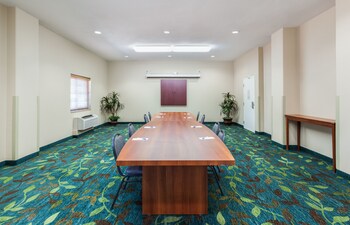 candlewood suites lake jackson clute by ihg