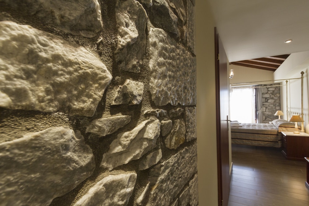 Itilo Traditional Hotel,East Mani>>Areopoli,4 star