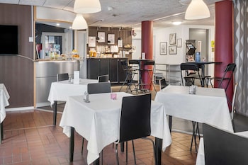 sure hotel by best western focus