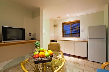 potshot hotel resort