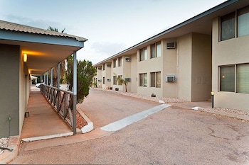 potshot hotel resort