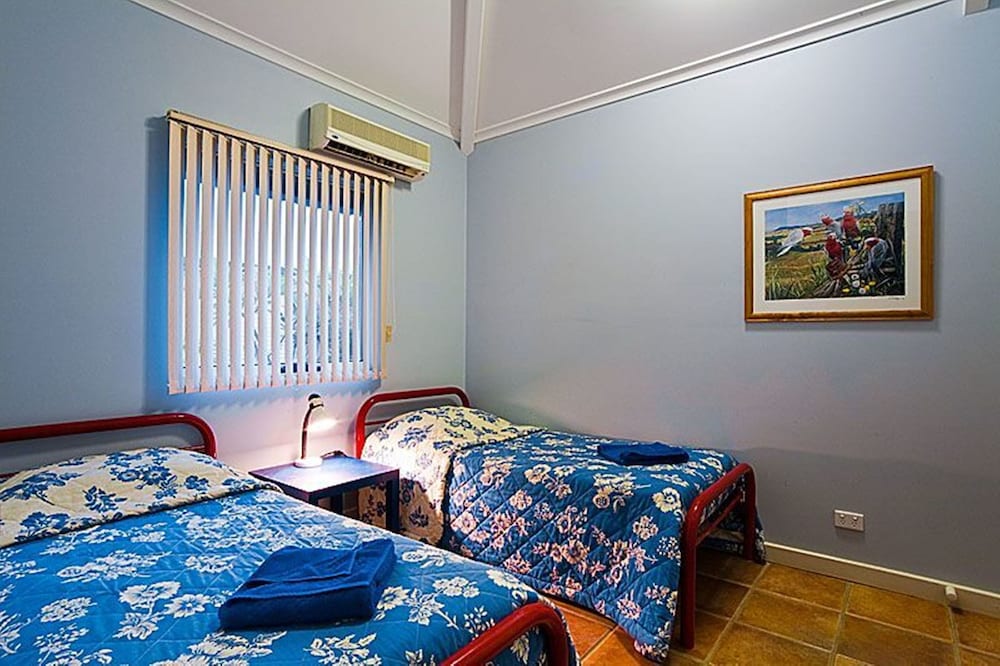 potshot hotel resort