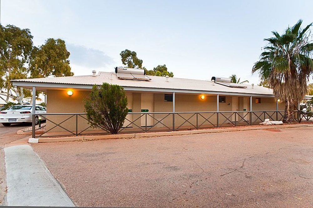 potshot hotel resort