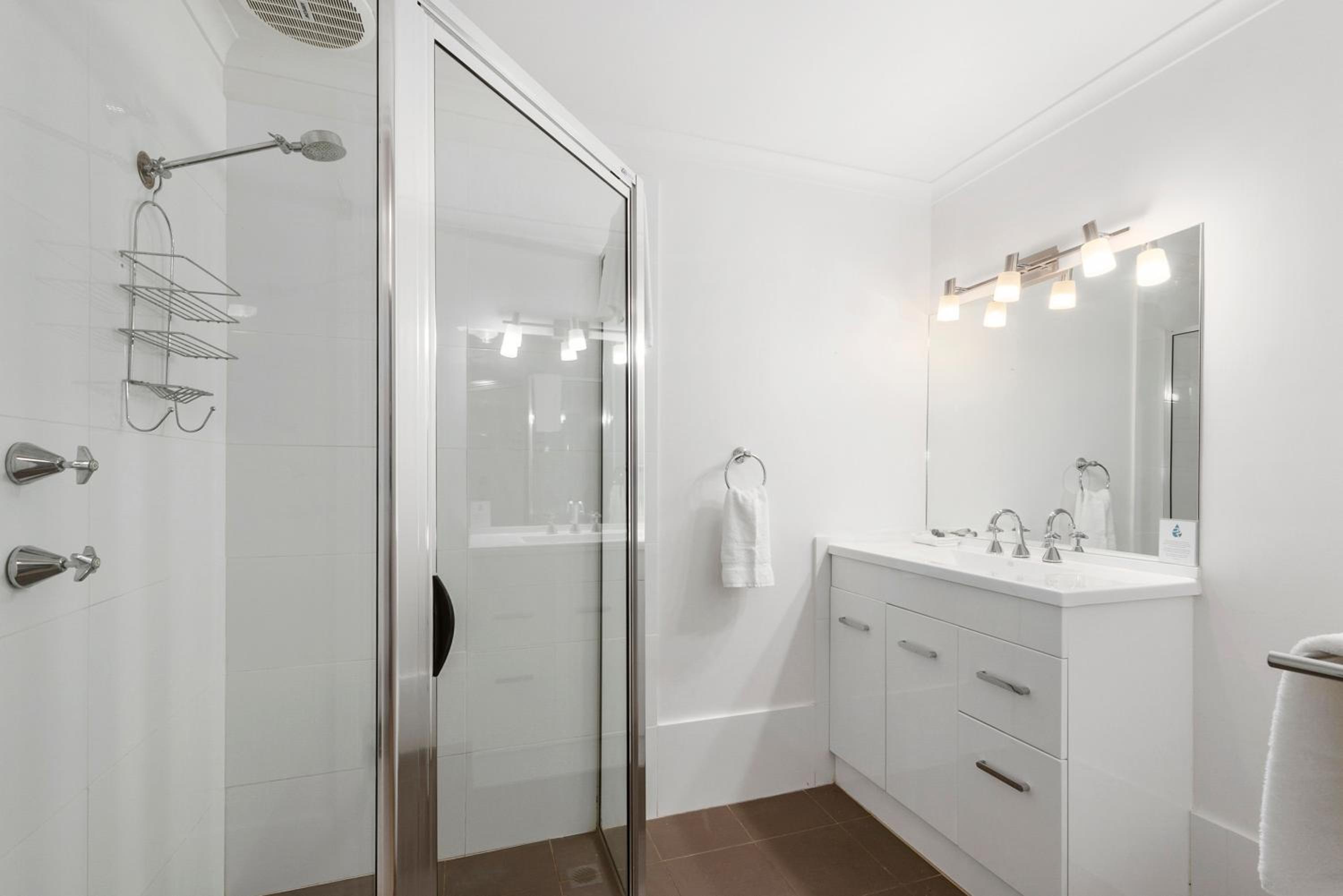 comfort inn and suites riverland