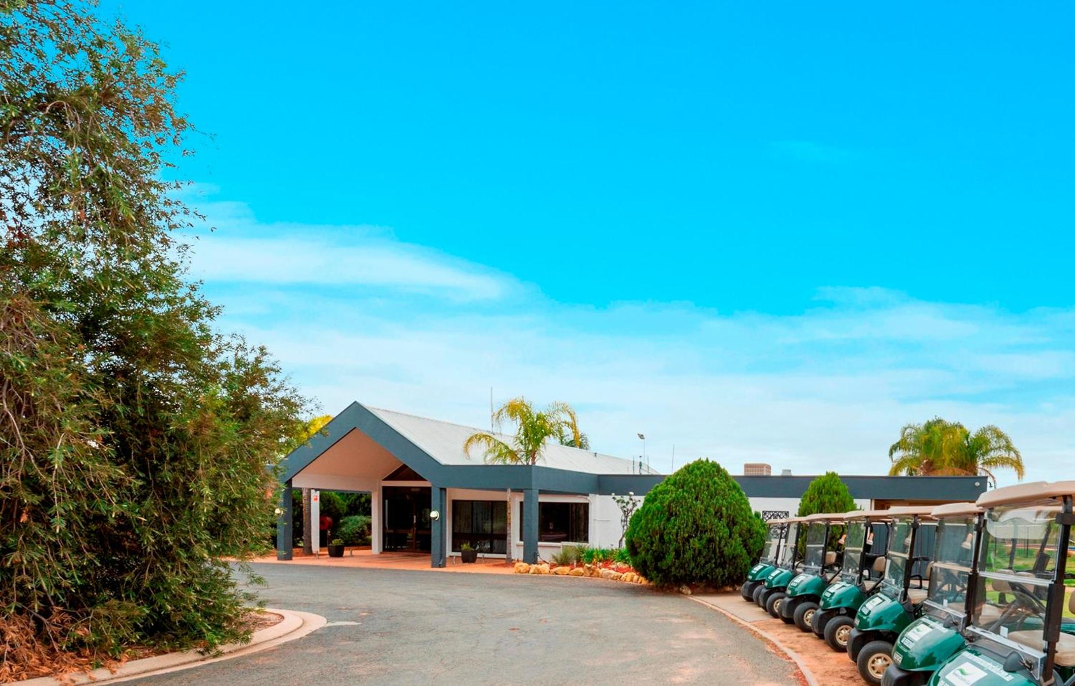 comfort inn and suites riverland
