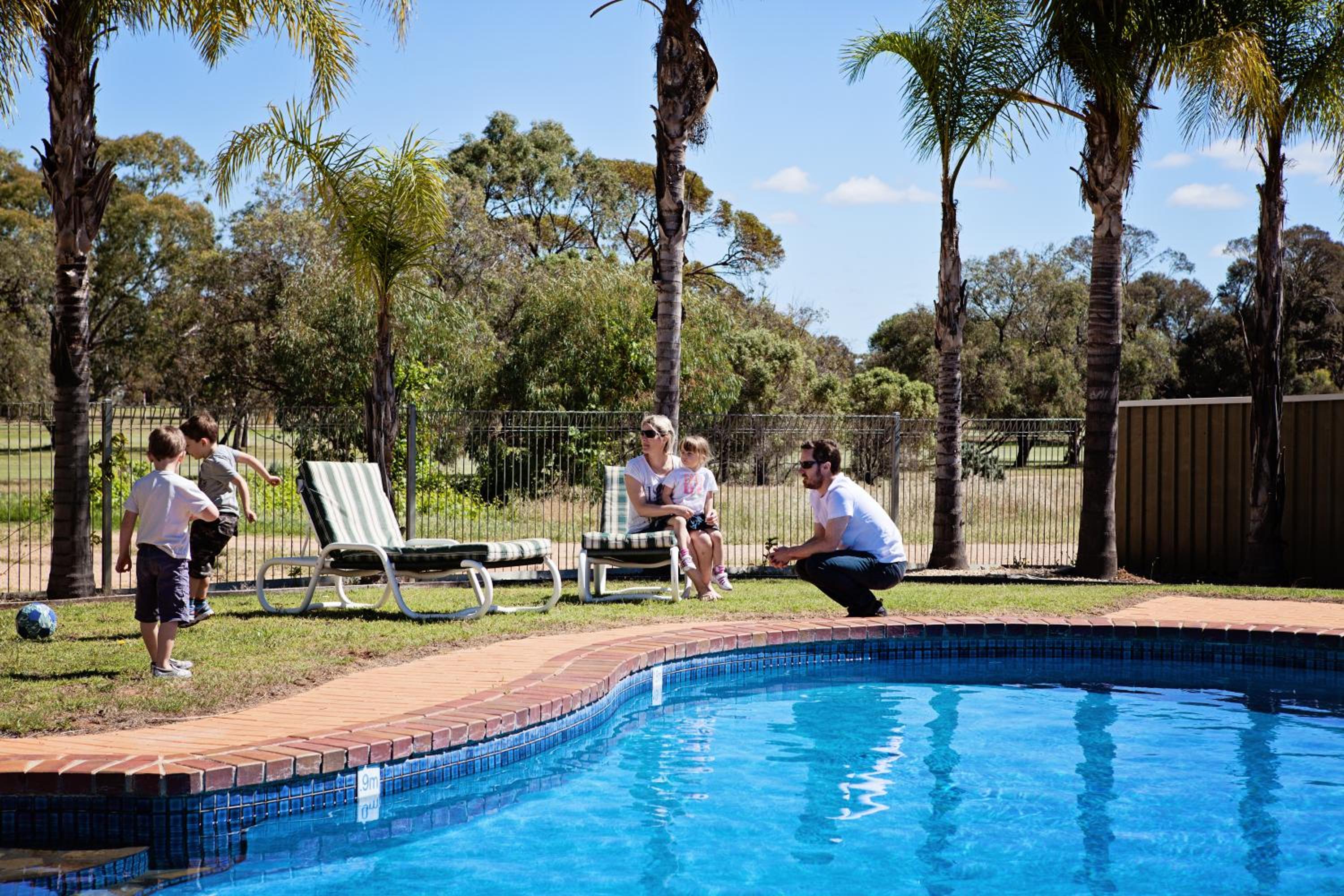 comfort inn and suites riverland