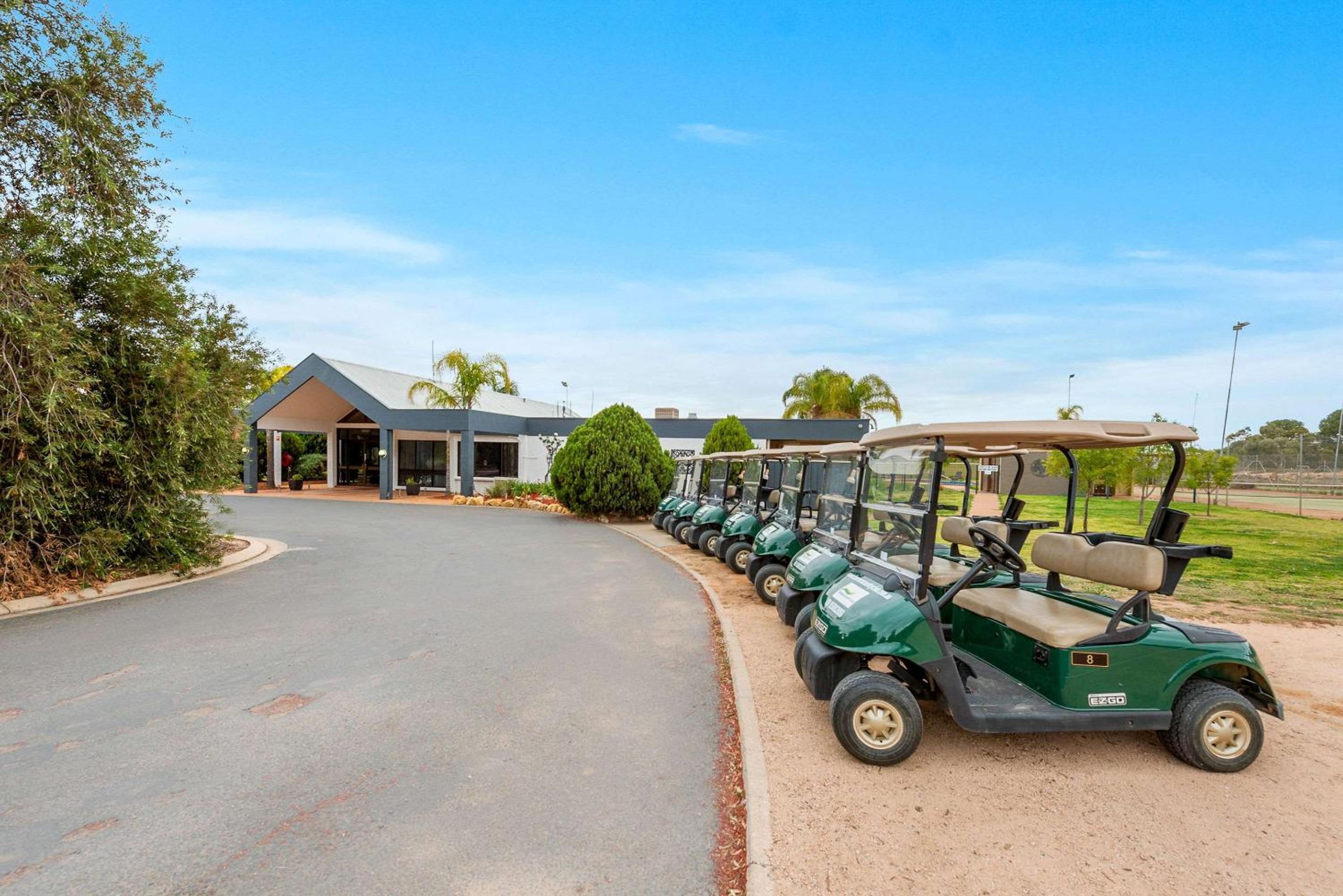 comfort inn and suites riverland