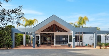 comfort inn and suites riverland