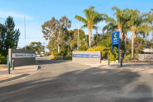 comfort inn and suites riverland