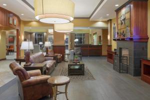 holiday inn ardmore i 35 by ihg