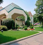 courtyard by marriott lansing