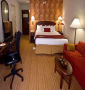 courtyard by marriott lansing