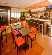 courtyard by marriott lansing