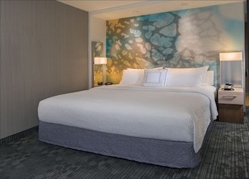 Courtyard By Marriott Lansing,Lansing Charter Township>>East Lansing,3 star