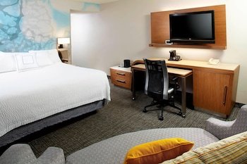 Courtyard By Marriott Lansing,Lansing Charter Township>>East Lansing,3 star