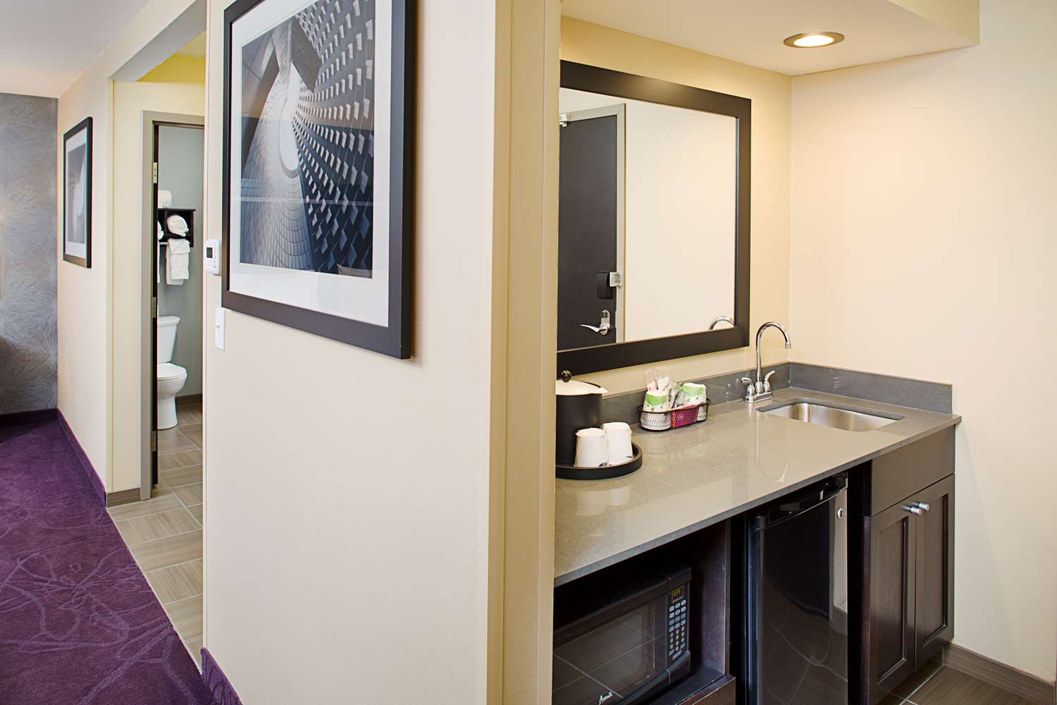hampton inn and suites lansing west