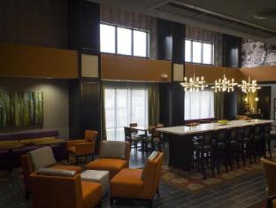 hampton inn and suites lansing west