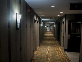 hampton inn and suites lansing west