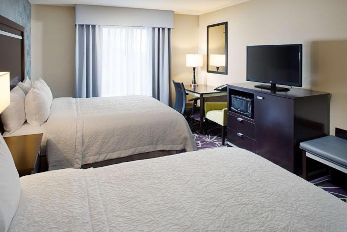 hampton inn and suites lansing west