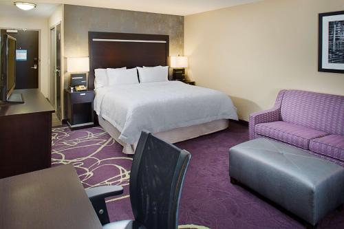 hampton inn and suites lansing west