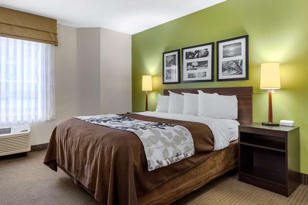 sleep inn near i 80 and i 94