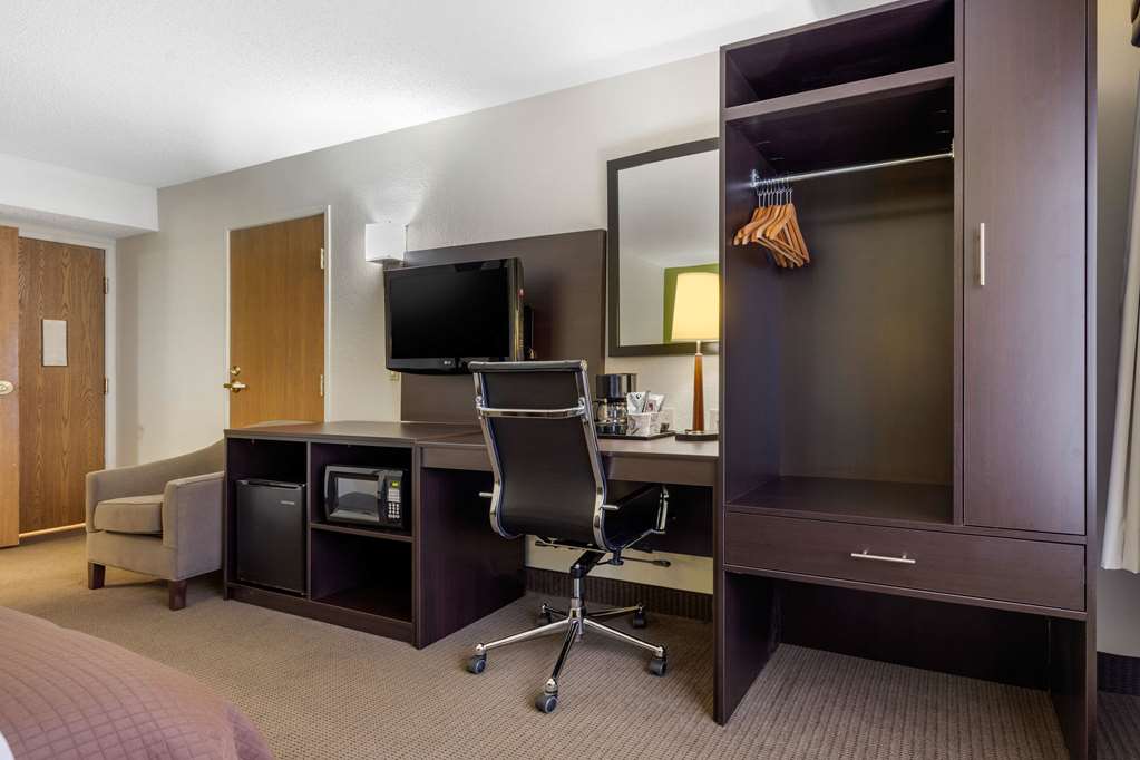 sleep inn near i 80 and i 94