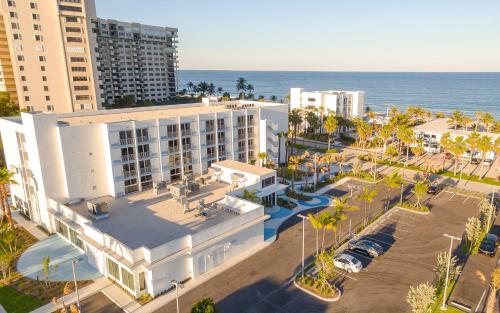 plunge beach resort