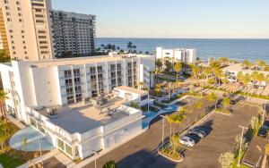 plunge beach resort