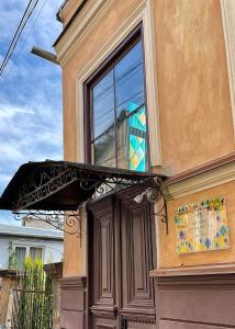 artisan boutique hotel and gallery