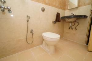 four seasons guest house