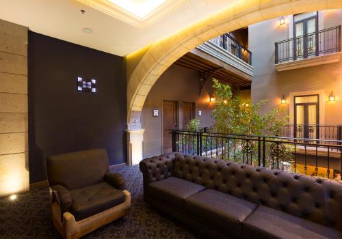 historico central hotel