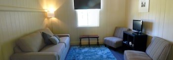 Cypress Ridge Cottages,Proserpine>>Ballandean,5 star