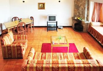 woodsvilla residency ranikhet